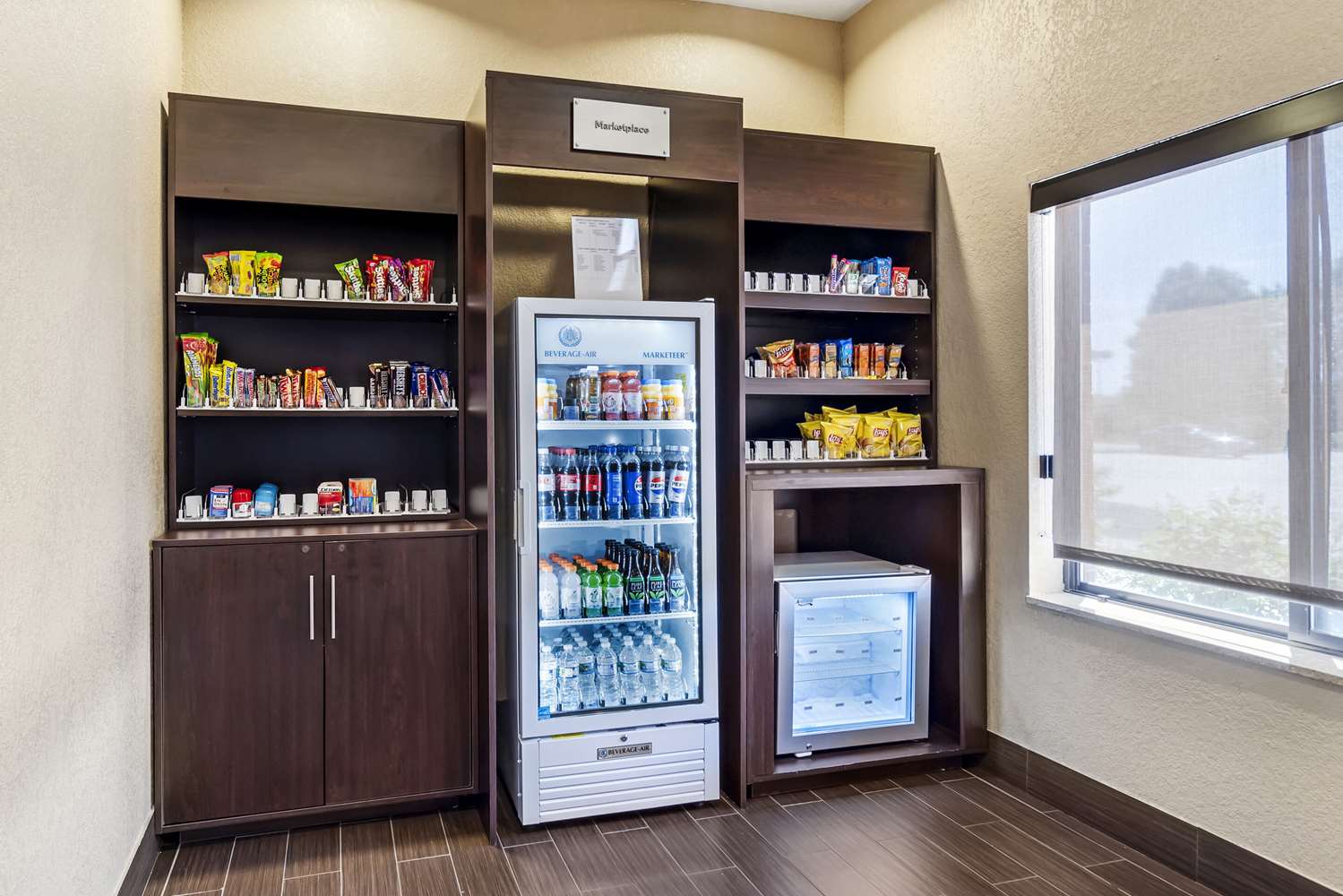 Comfort Suites Merrillville Near US 30 16/24