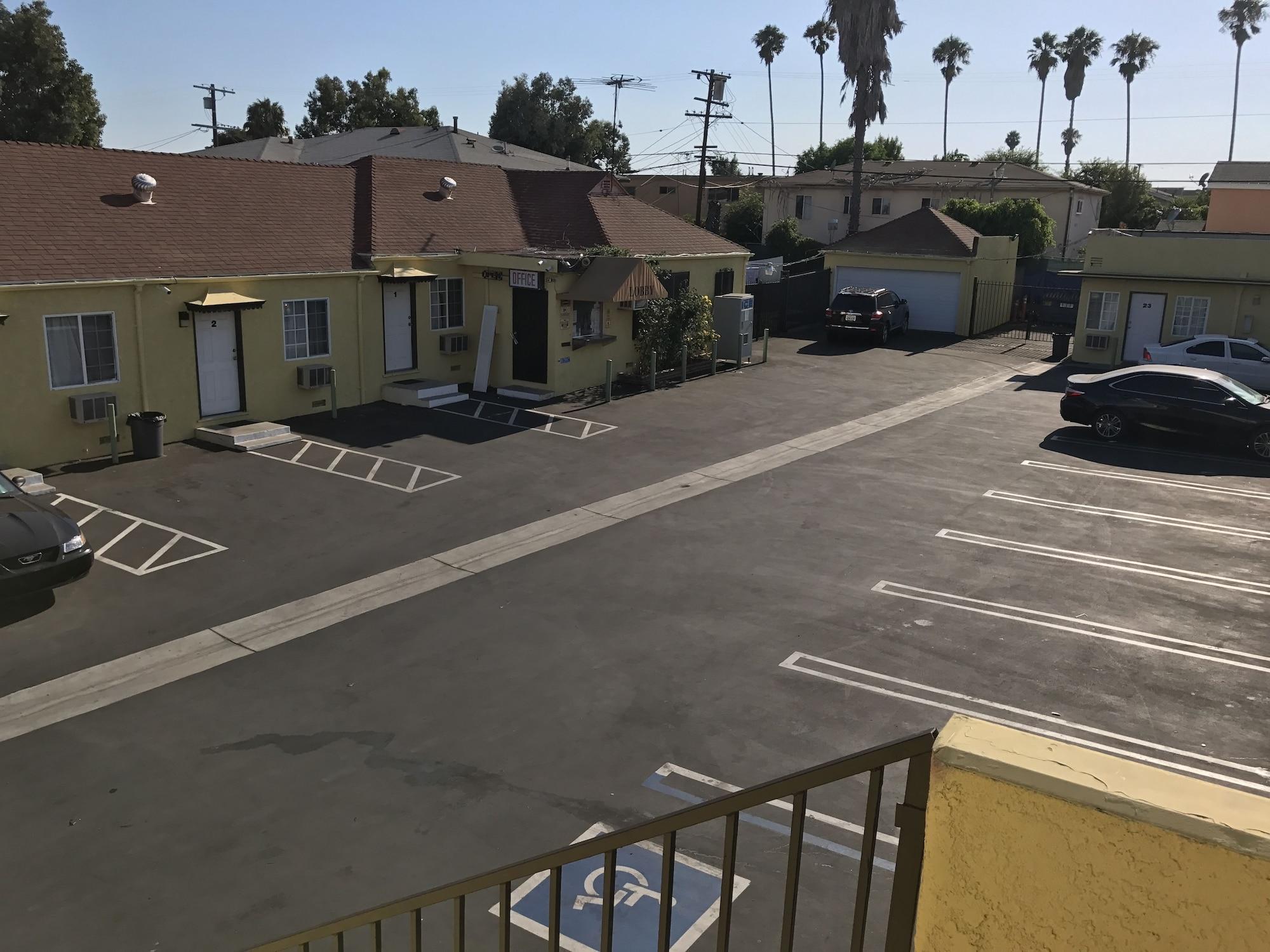 Cornett Motel 23/31
