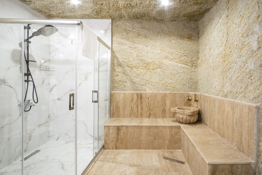 Uzay Cave Suites 27/50