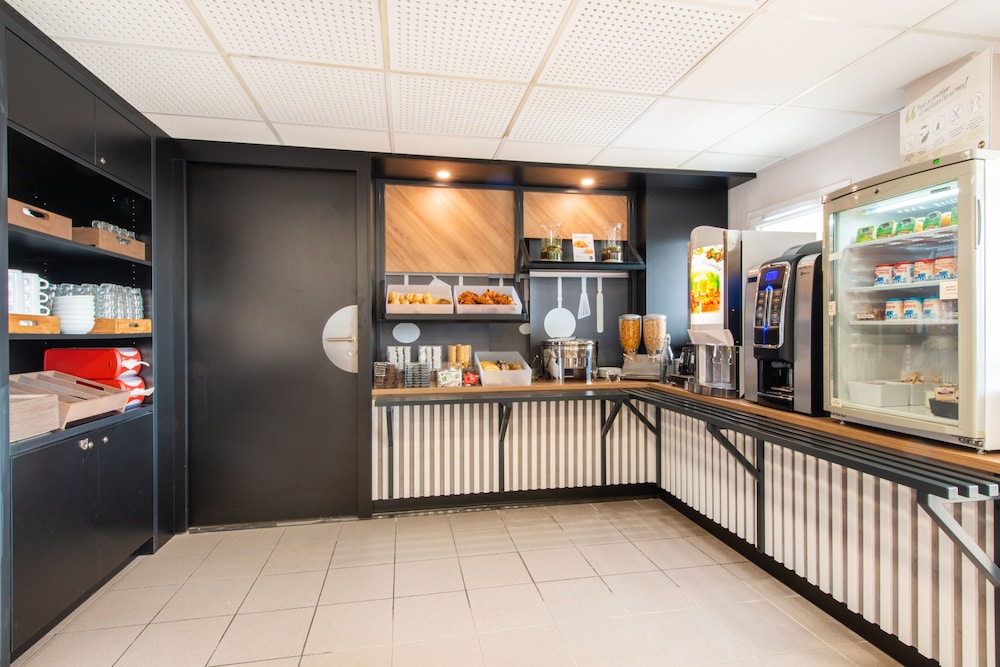 B&B Hotel Cholet Nord 6/64