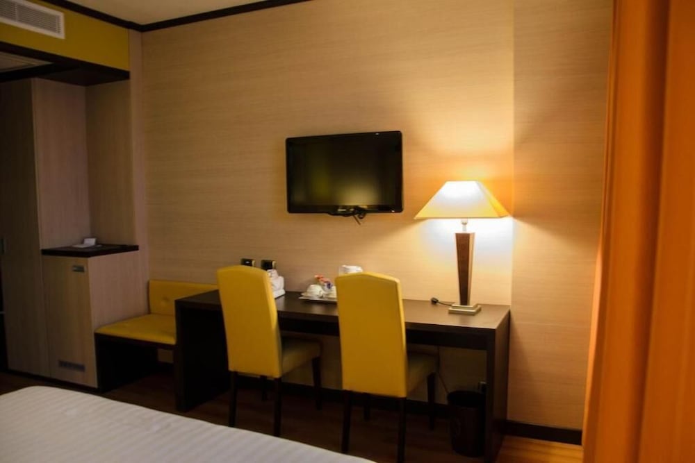 Palace Hotel Legnano 60/61