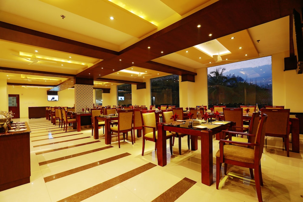 Gokulam Park Munnar 30/38
