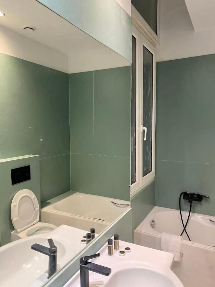 Art Hotel Athens 48/50