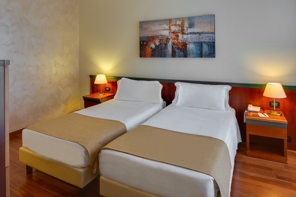 Standard Twin, Hotel Raffaello 2/10