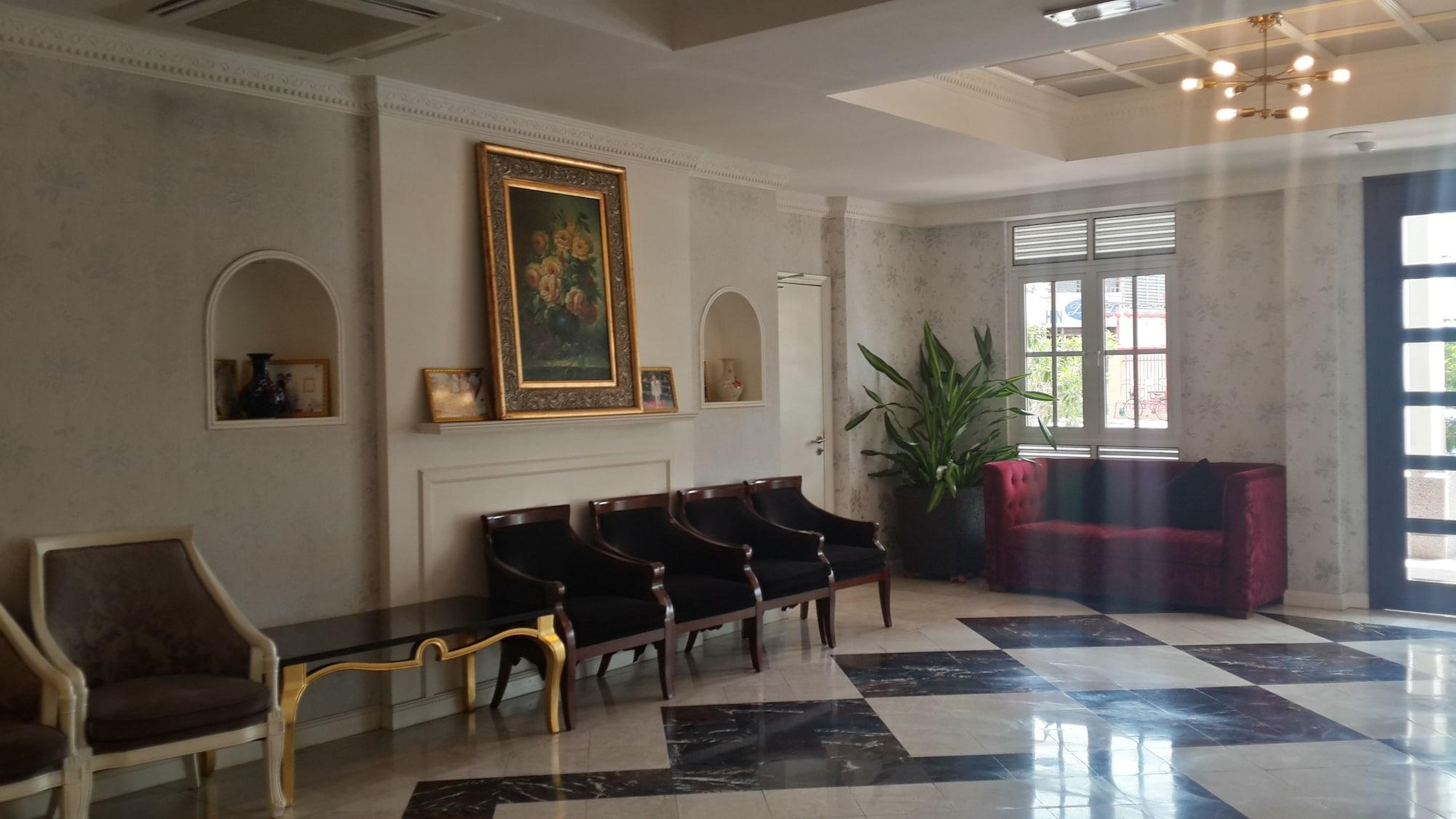 RC Hotel 25/34