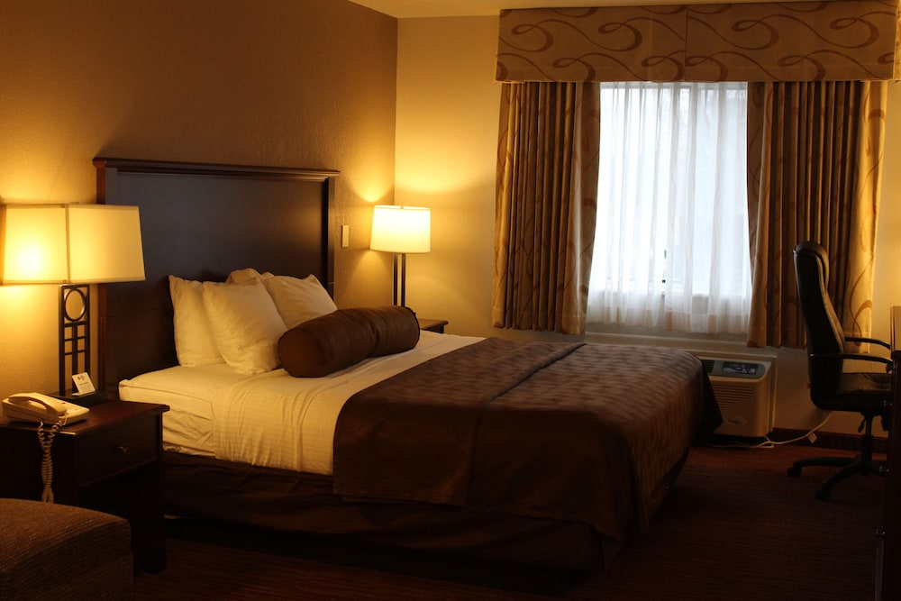 Best Western Plus Concord Inn 32/75