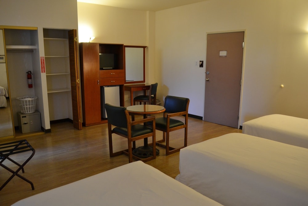 West Plaza Hotel Malakal 12/40