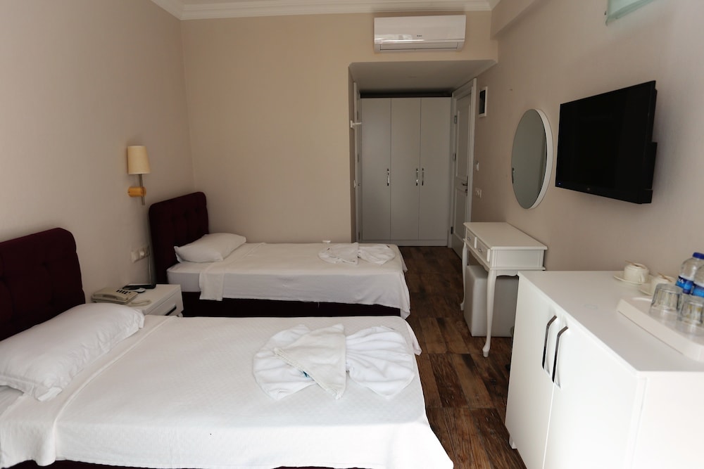 Cennet Life Hotel 40/59