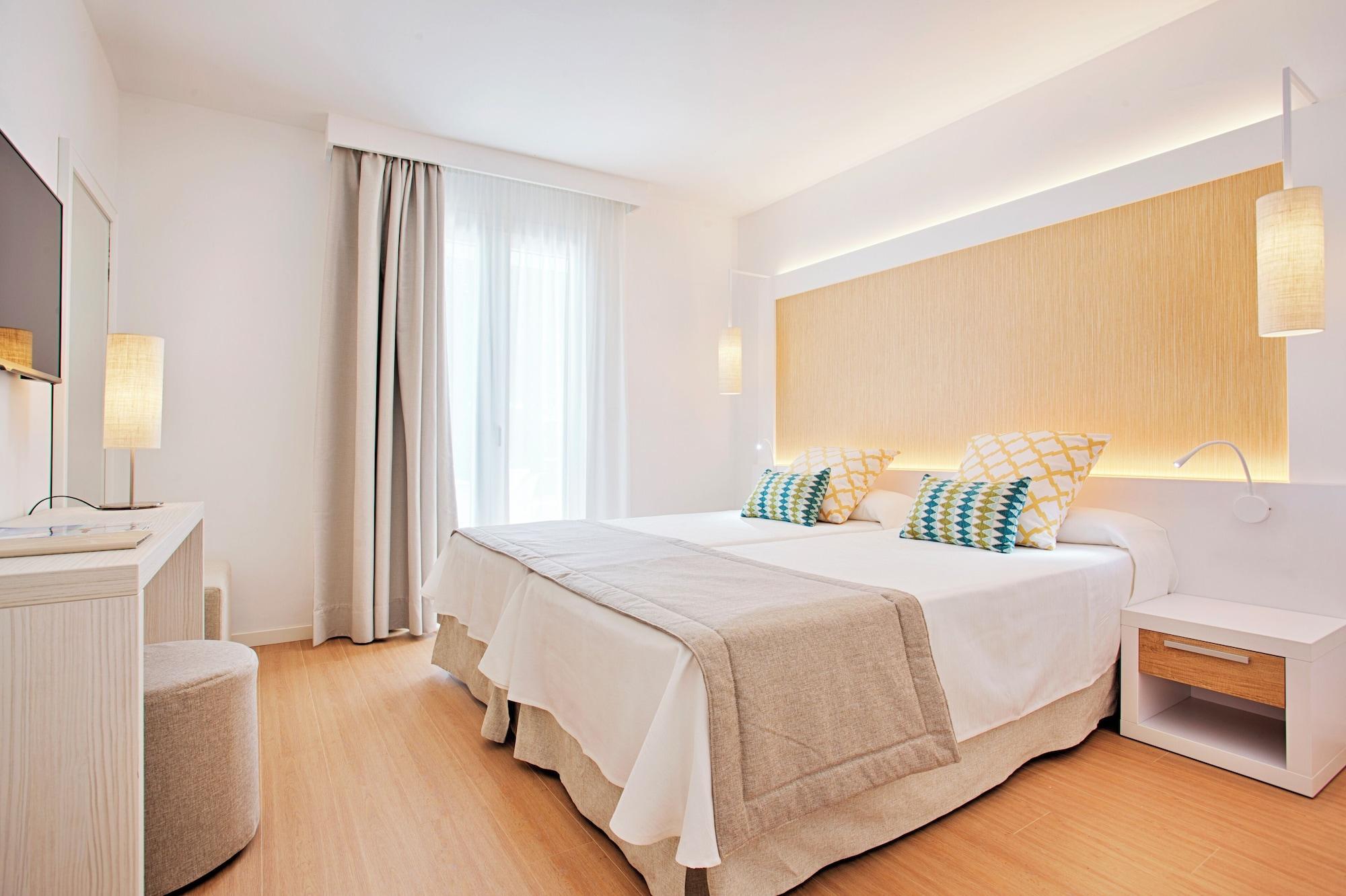 1 Bedroom, Premium, Apartment