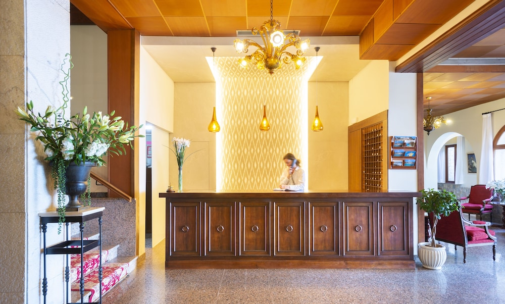 Hotel Cala Fornells 4/50