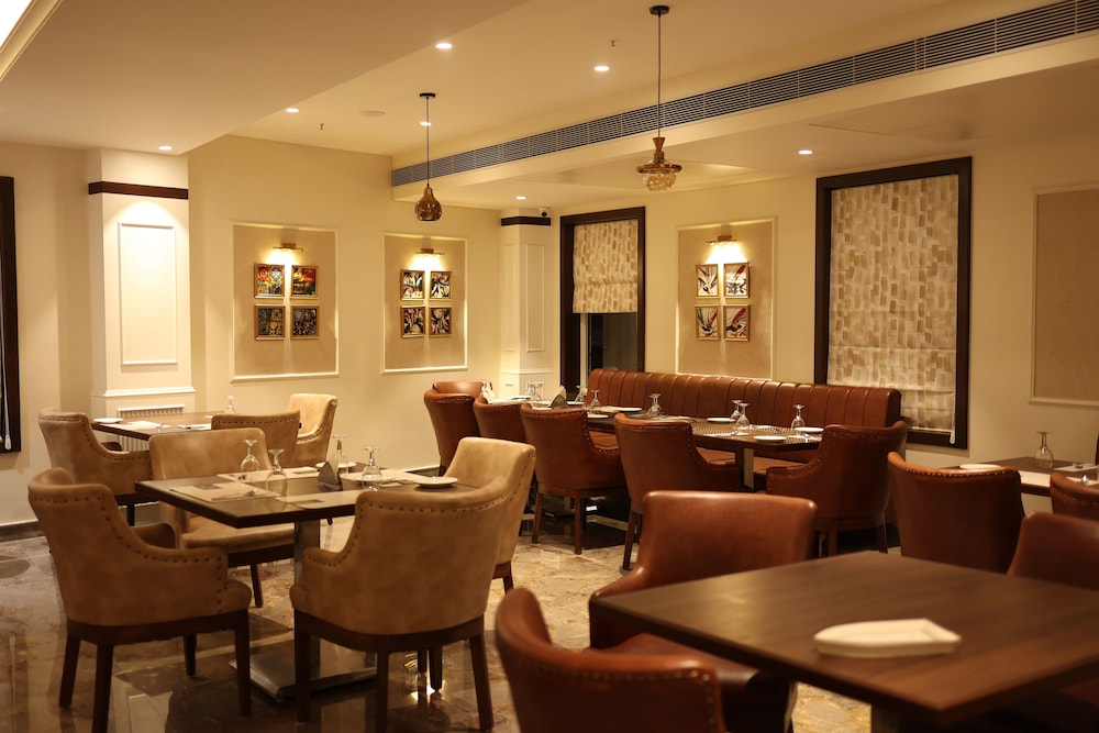 Pride Hotel Bhopal 34/49