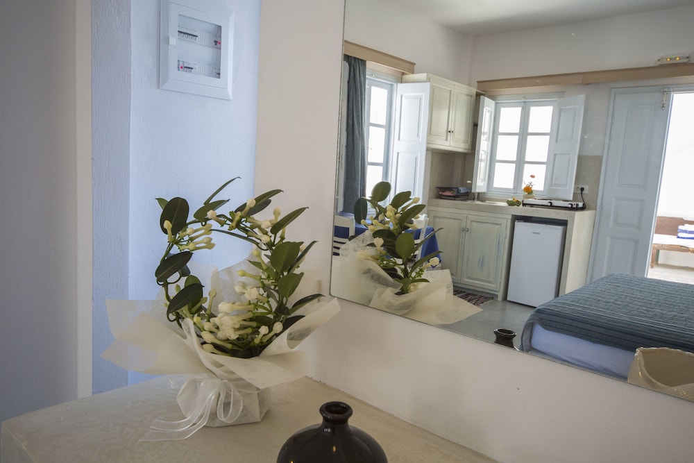 Ianthe Apartments And Villa 25/50