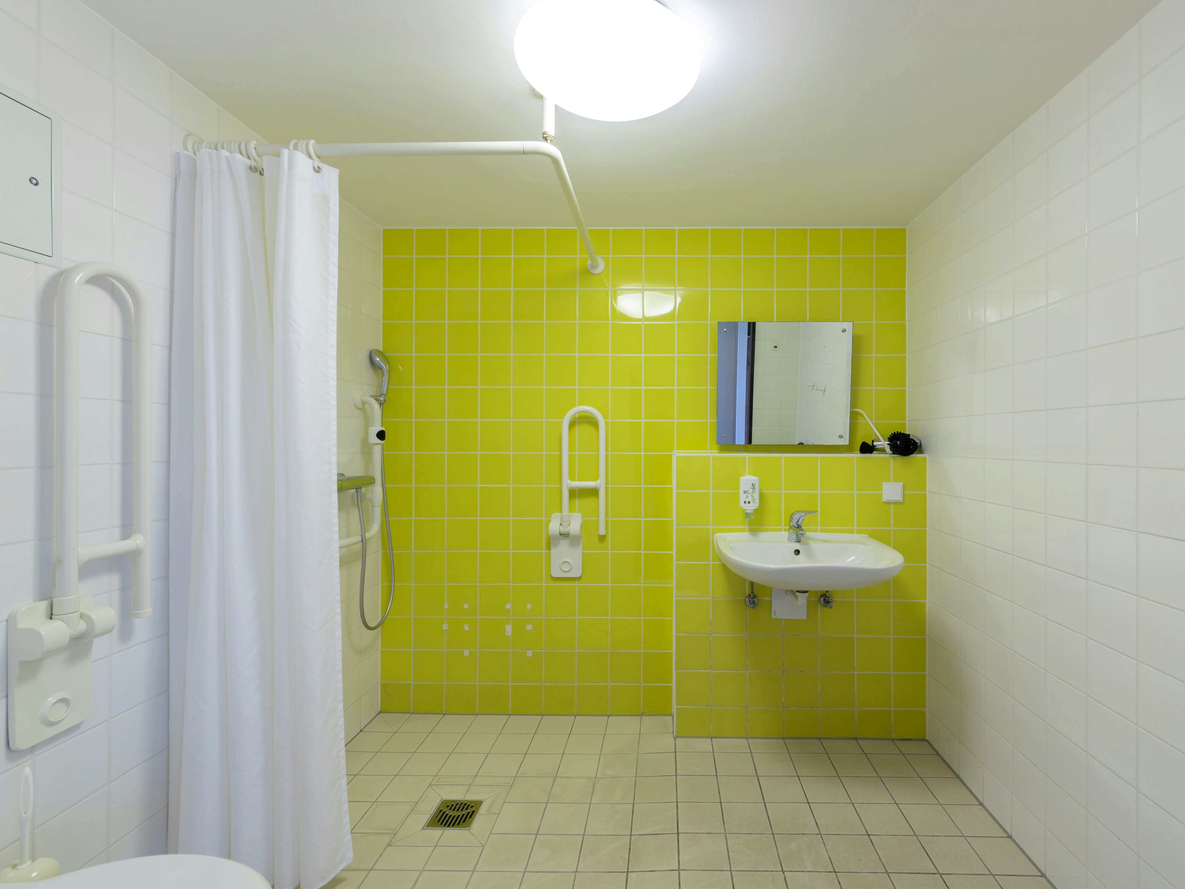 B&B Hotel Oberhausen am Centro 30/30
