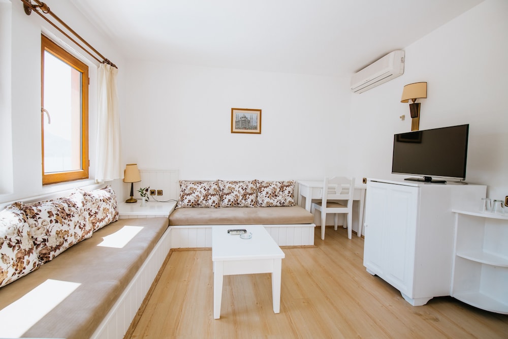 Pirat Hotel 15/35