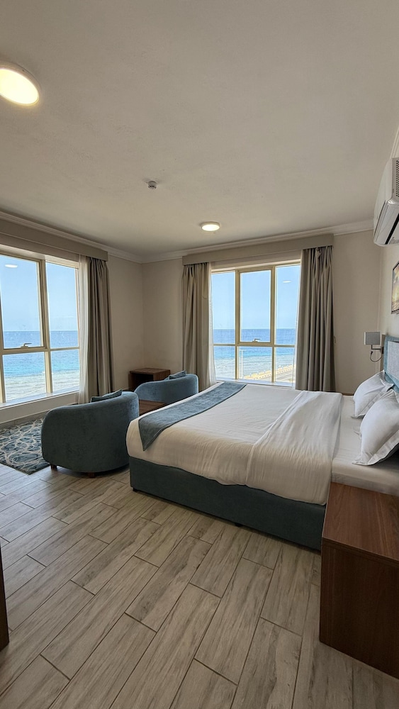 فندق سي فيو(SEAVIEW HOTEL) 23/74