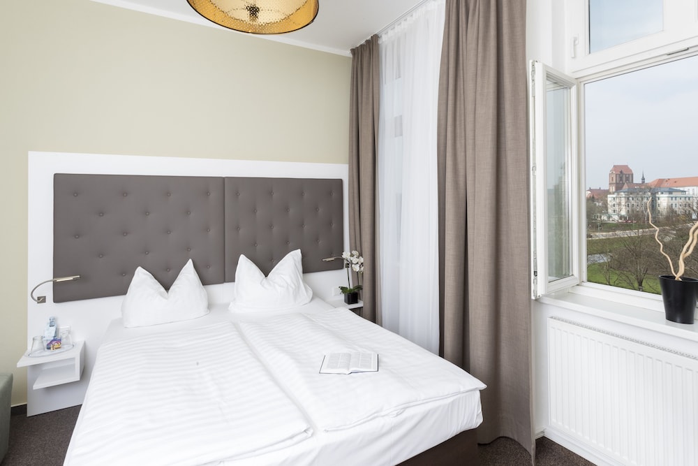 Hotel Am Schlosspark 31/71