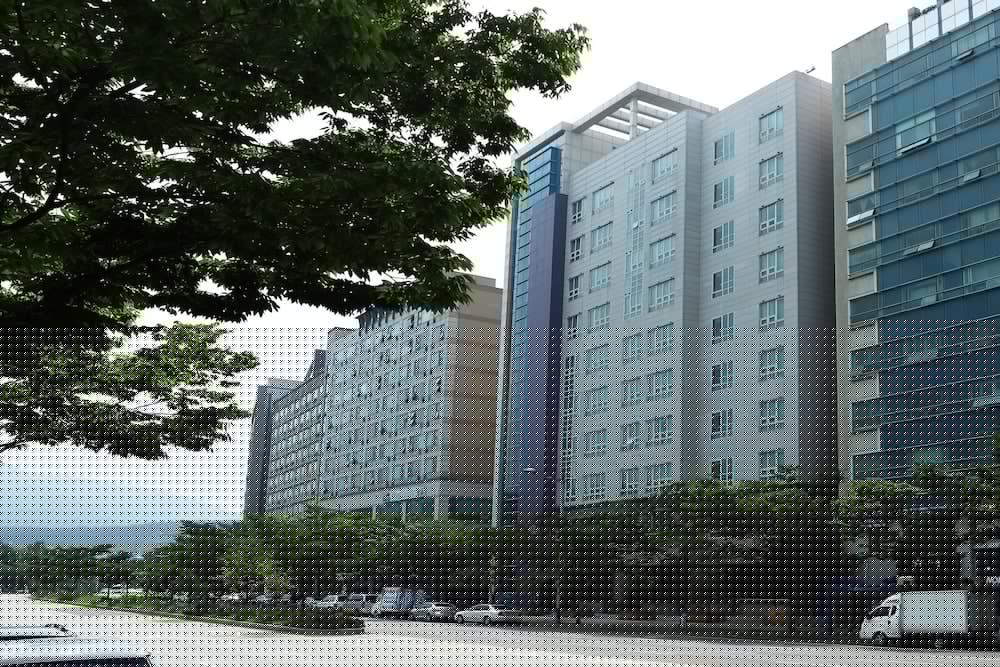 The Hotel Yeong Jong 6/50