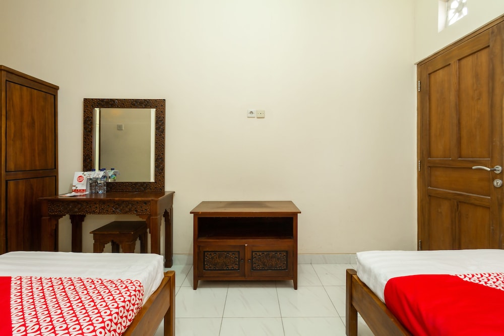 OYO 1150 Omah Ladrang 12/18