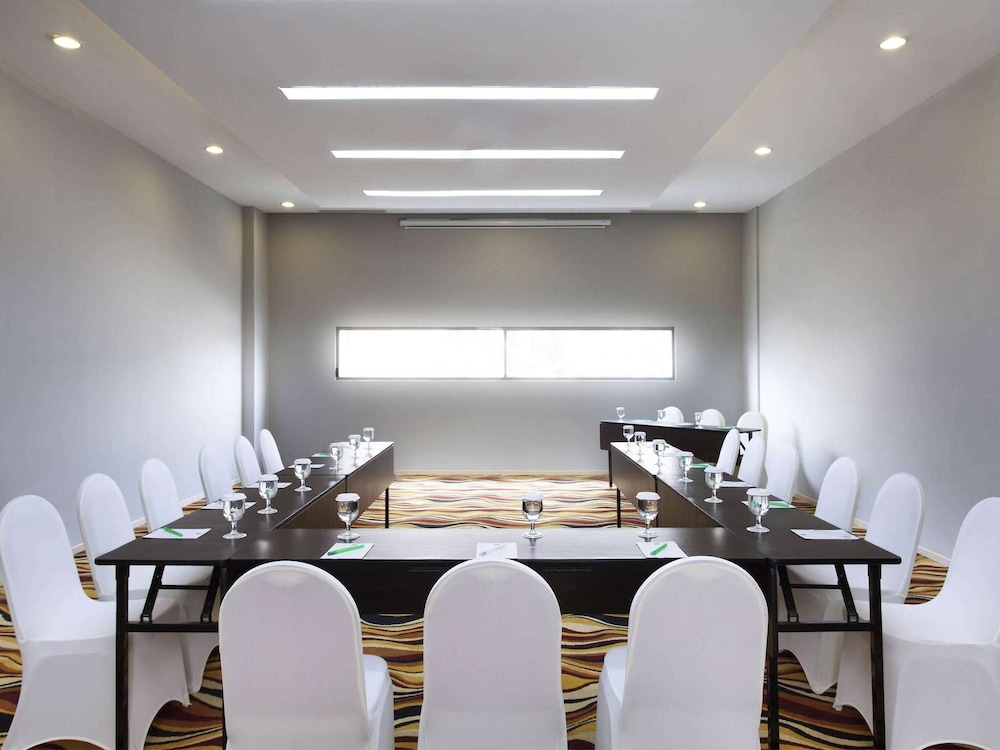 Ibis Styles Jakarta Airport 51/61
