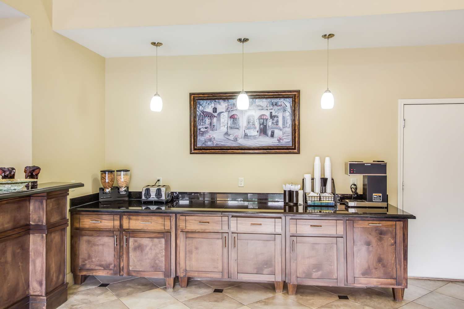 Americas Best Value Inn And Suites Tomball 9/30