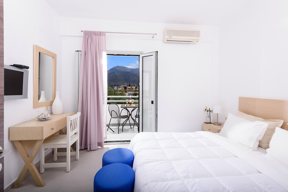 Angela Studios and Apartments 22/69