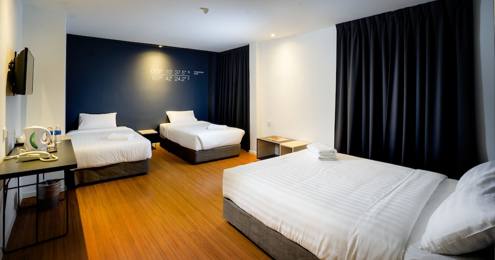 H Boutique Hotel Xplorer Maluri Cheras 12/25