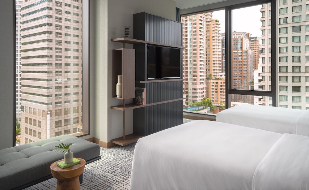 Kimpton Maa-Lai Bangkok 24/81