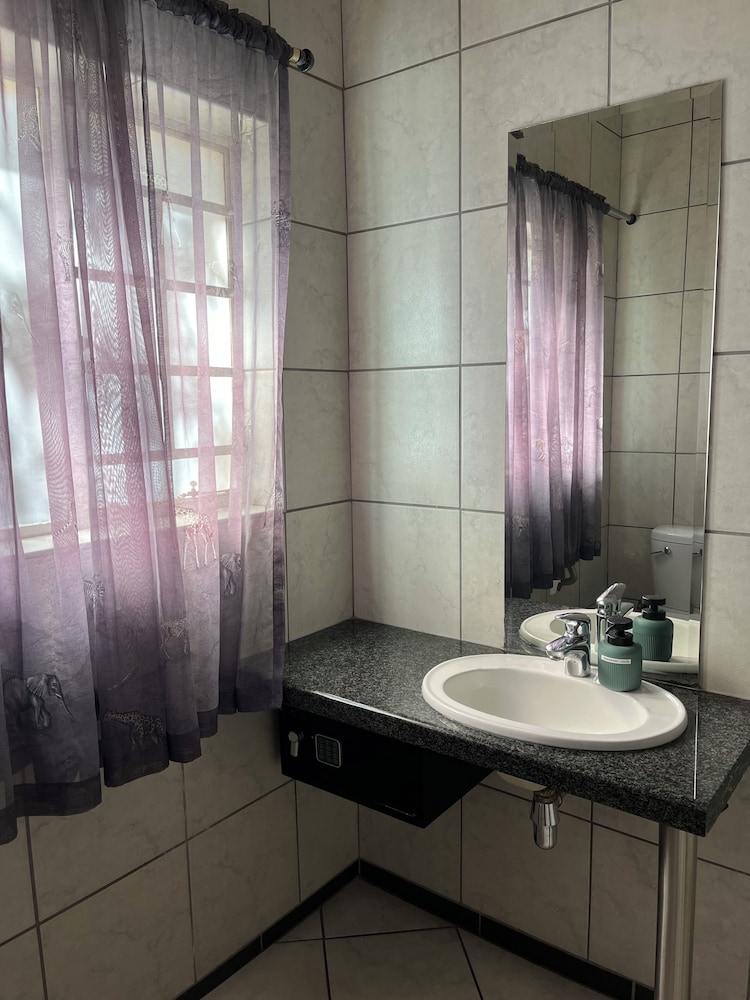 Hotel Pension Casa Africana 46/50