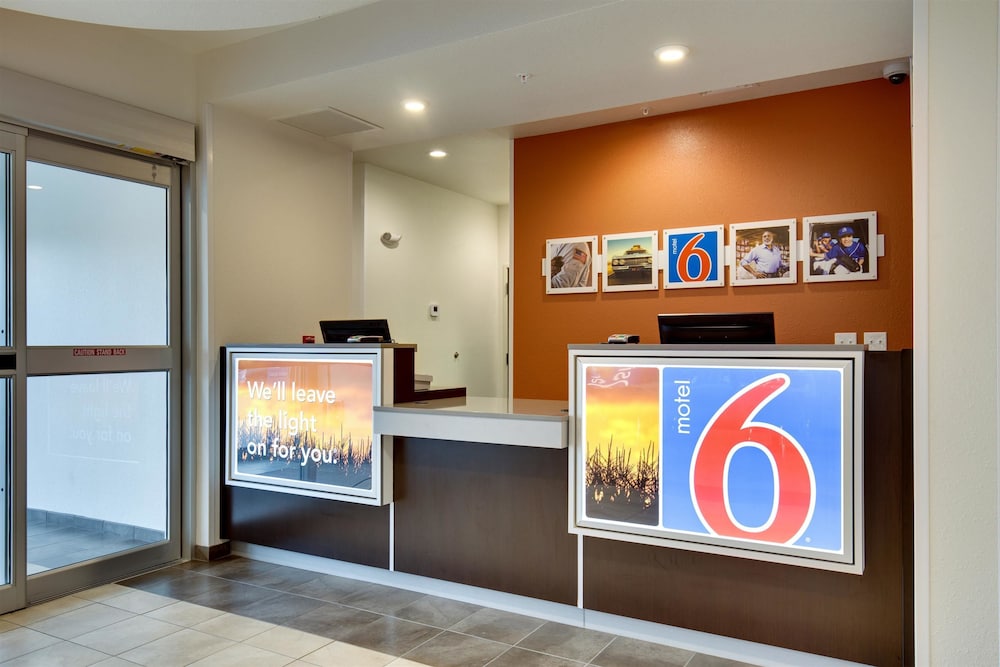 Motel6 Poplar Bluff, MO 10/60