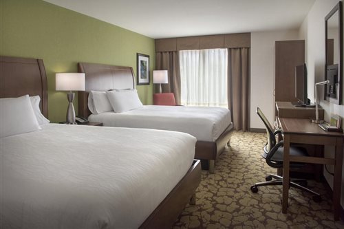 Room, 2 Queen Beds, City View