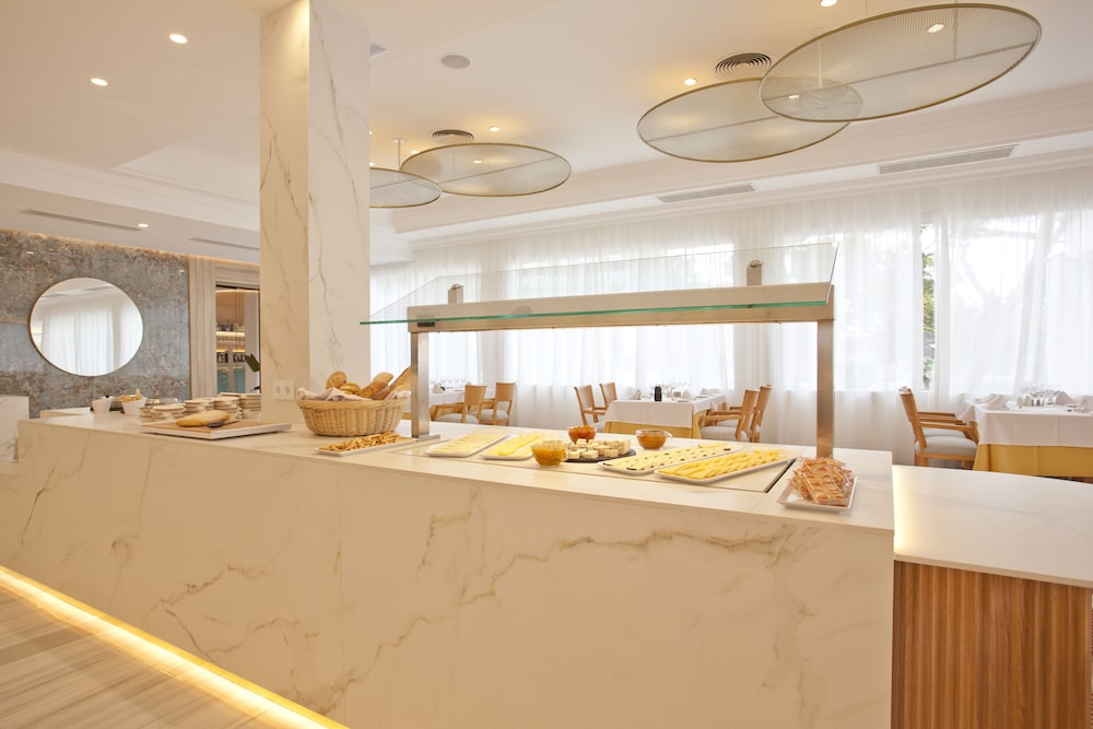 Grupotel Molins 50/50