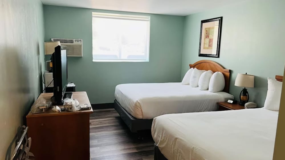 Affordable Inns 10/52