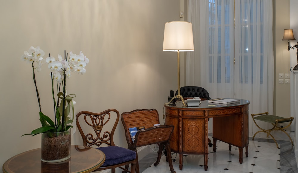 Noble Suites 41/68