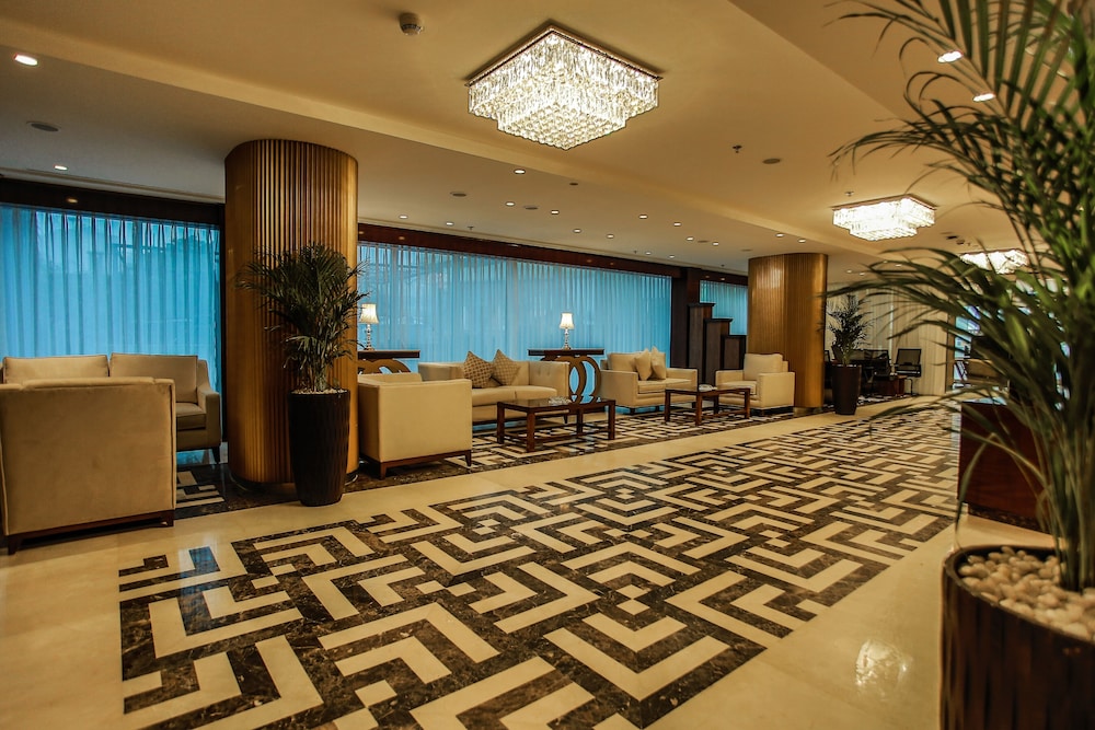 Coral Tower Hotel By Hansa 13/69