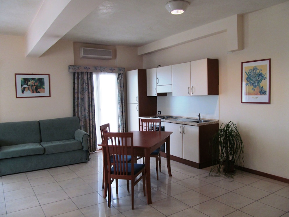 Hotel Gabbiano 20/36