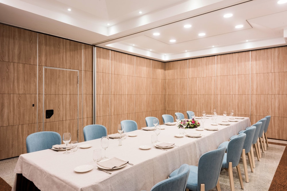 Hotel Guadalajara Conference Center Affiliated By Melia 48/66