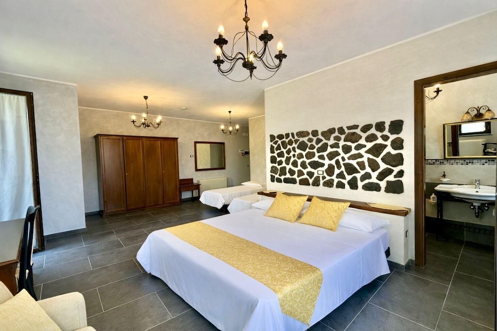 Antico Borgo Petralia 9/47