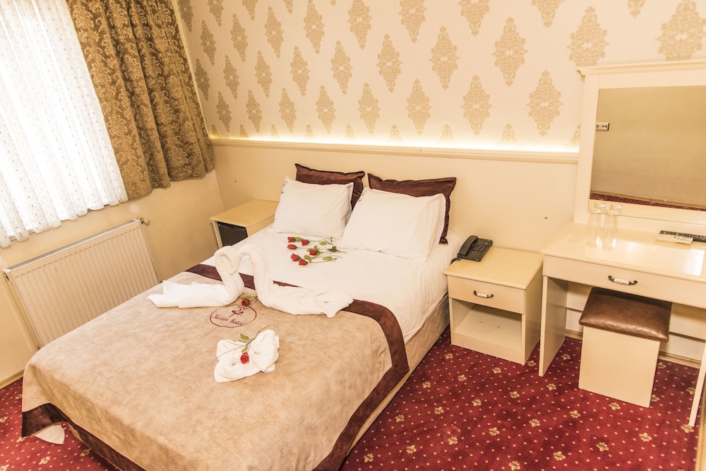 Nazar Hotel 14/40