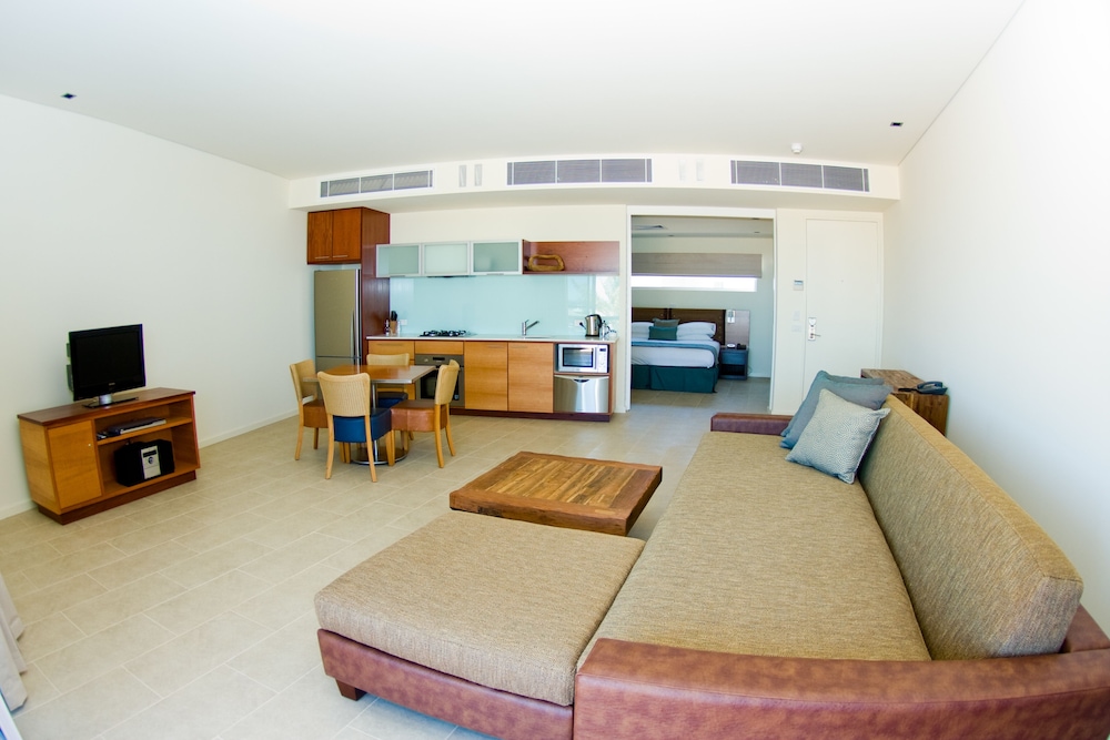 Mantarays Ningaloo Beach Resort 42/67
