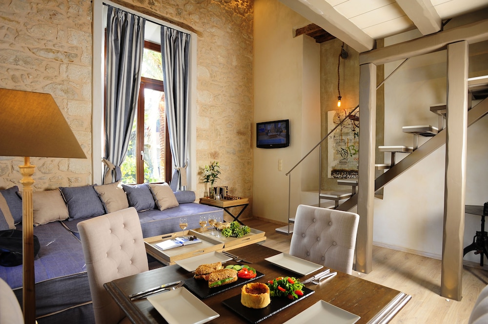 Pepi Boutique Hotel 24/50