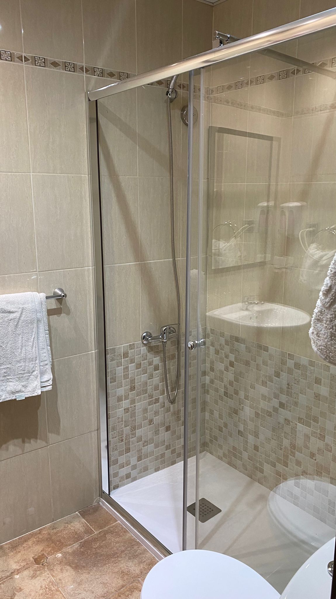 Hostal Complutense 27/28