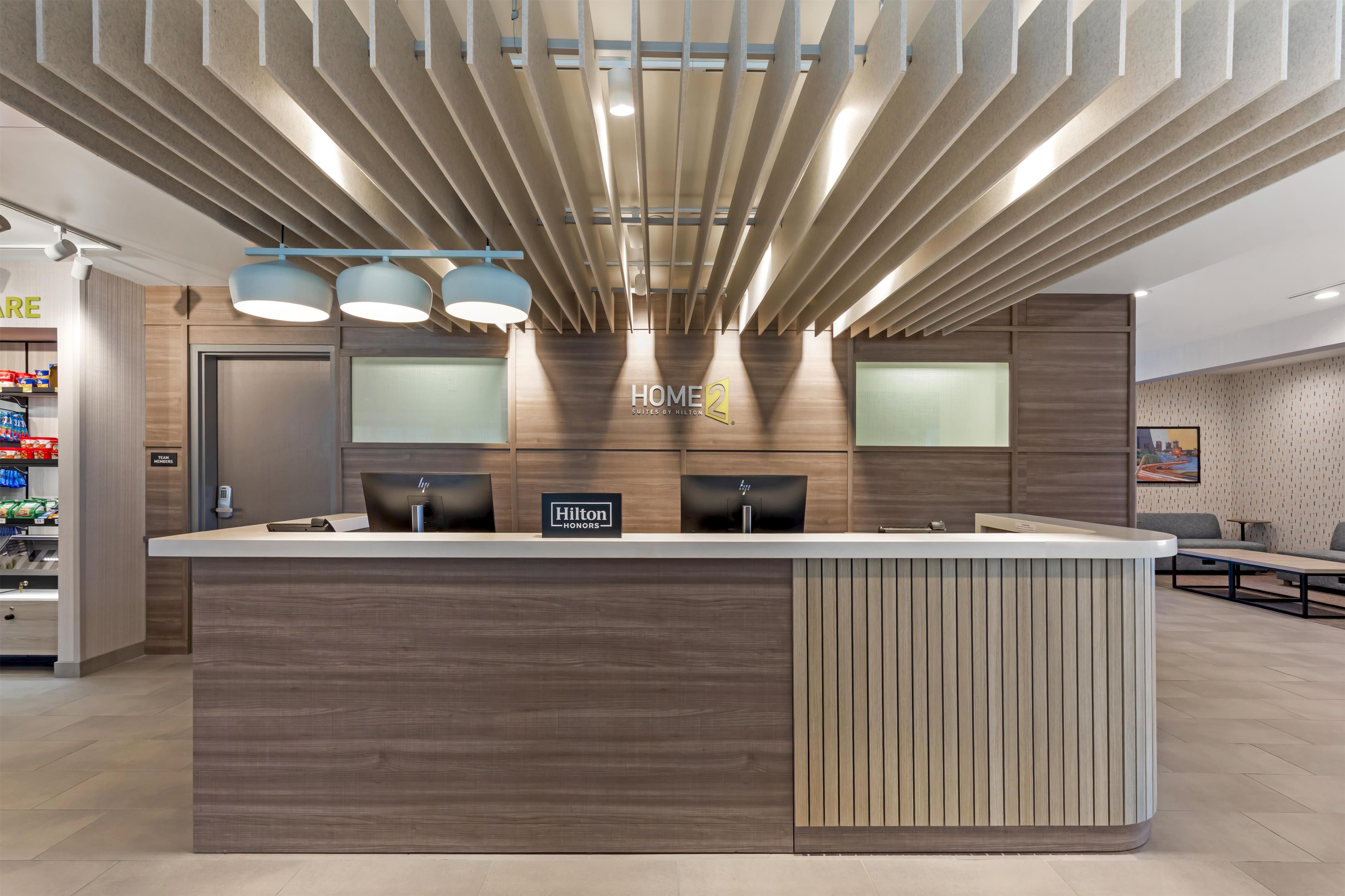 Lobby at Home2 Suites by Hilton Calera, CALERA - AL