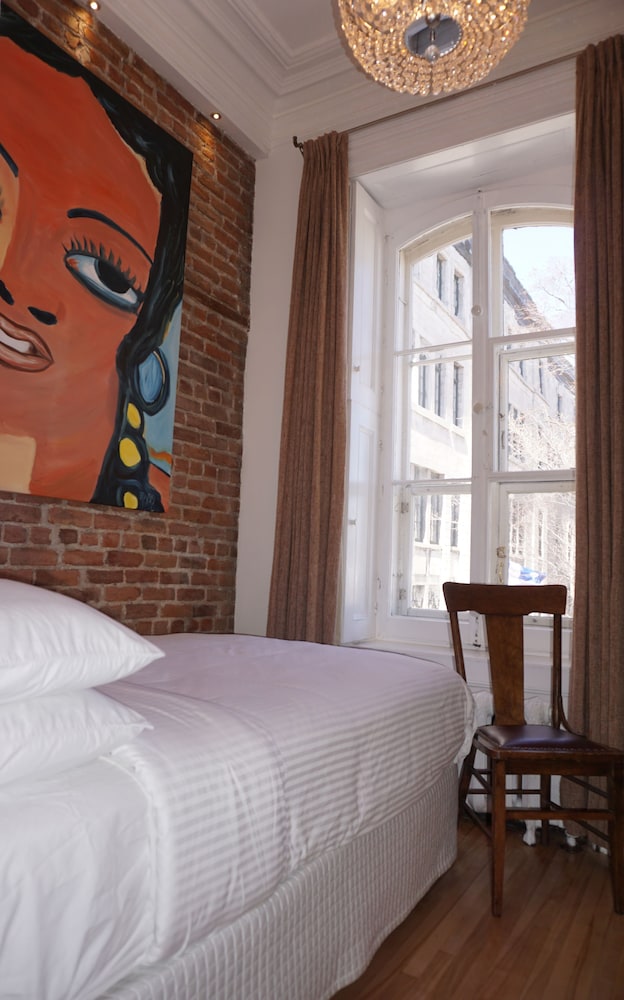 Hotel Marie-Rollet 12/50