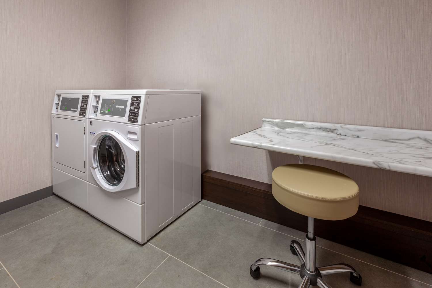 Hampton Inn Bloomfield Hills Detroit, MI 6/17