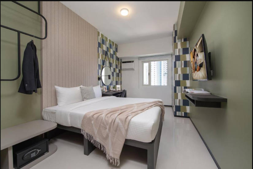 The Suites at Torre Lorenzo Malate 9/18
