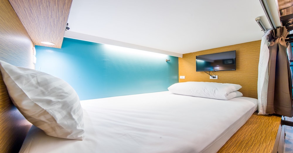 Matchbox Bangkok Hostel 15/30