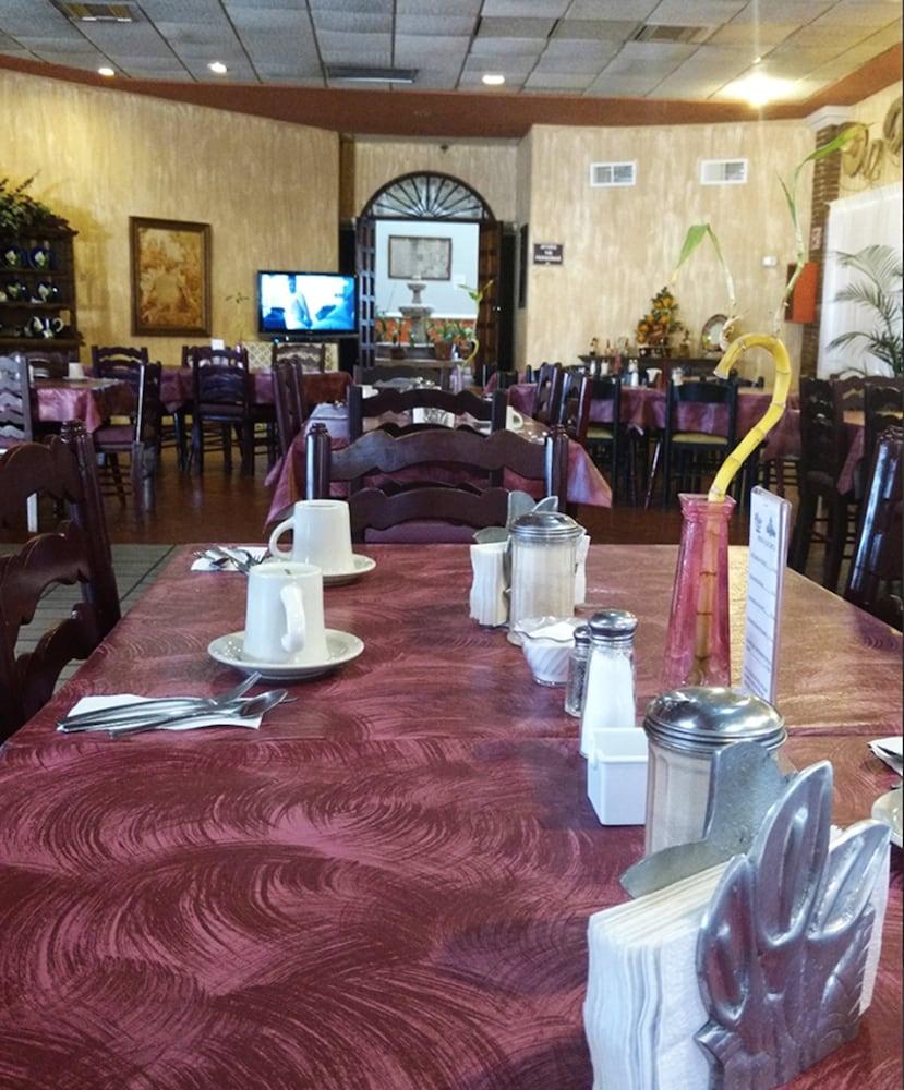 Hotel Chula Vista 16/17