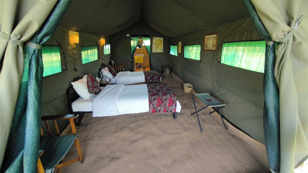 Kananga Special Tented Camp 12/50