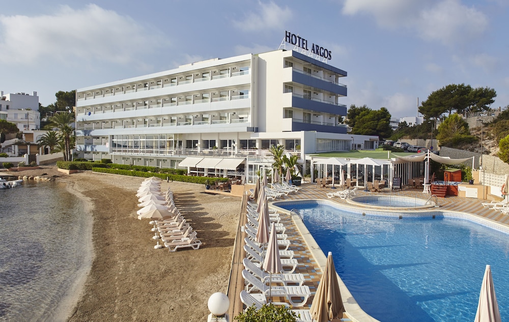 Argos Hotel 6/82