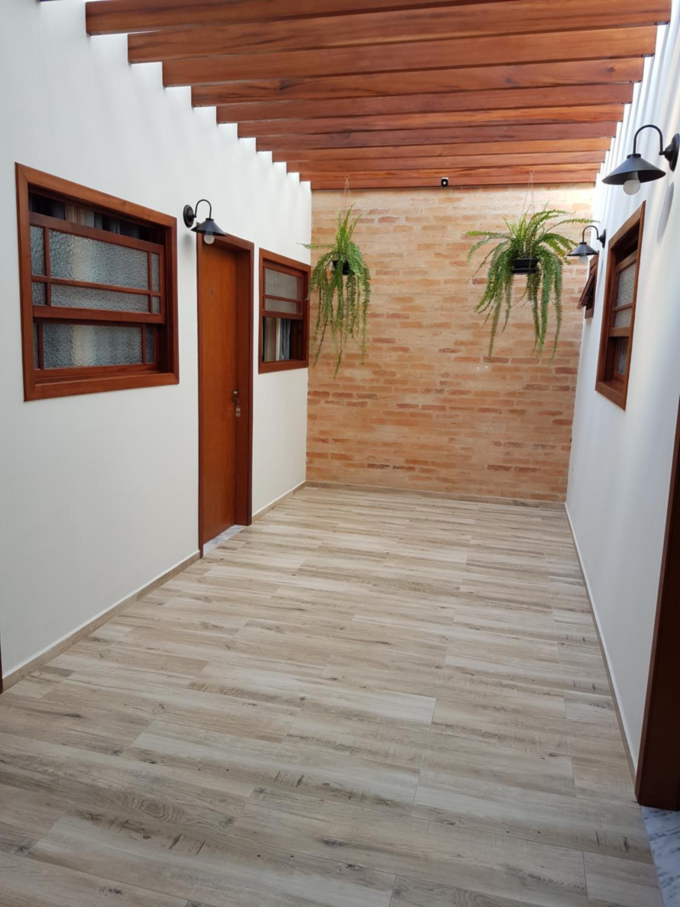 Vila de Cunha 40/46